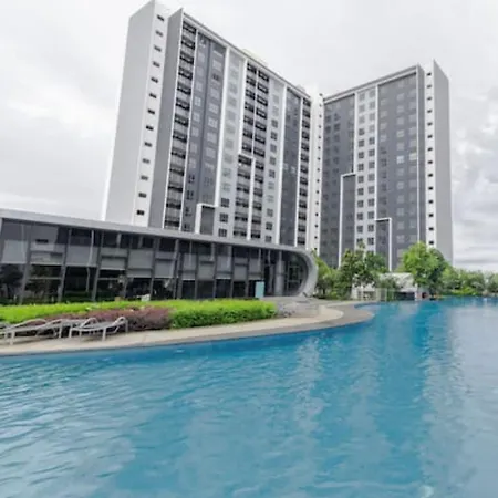 3 Room Splashmania Maya Bay Gamuda Cove Near Klia Banting  Exterior photo